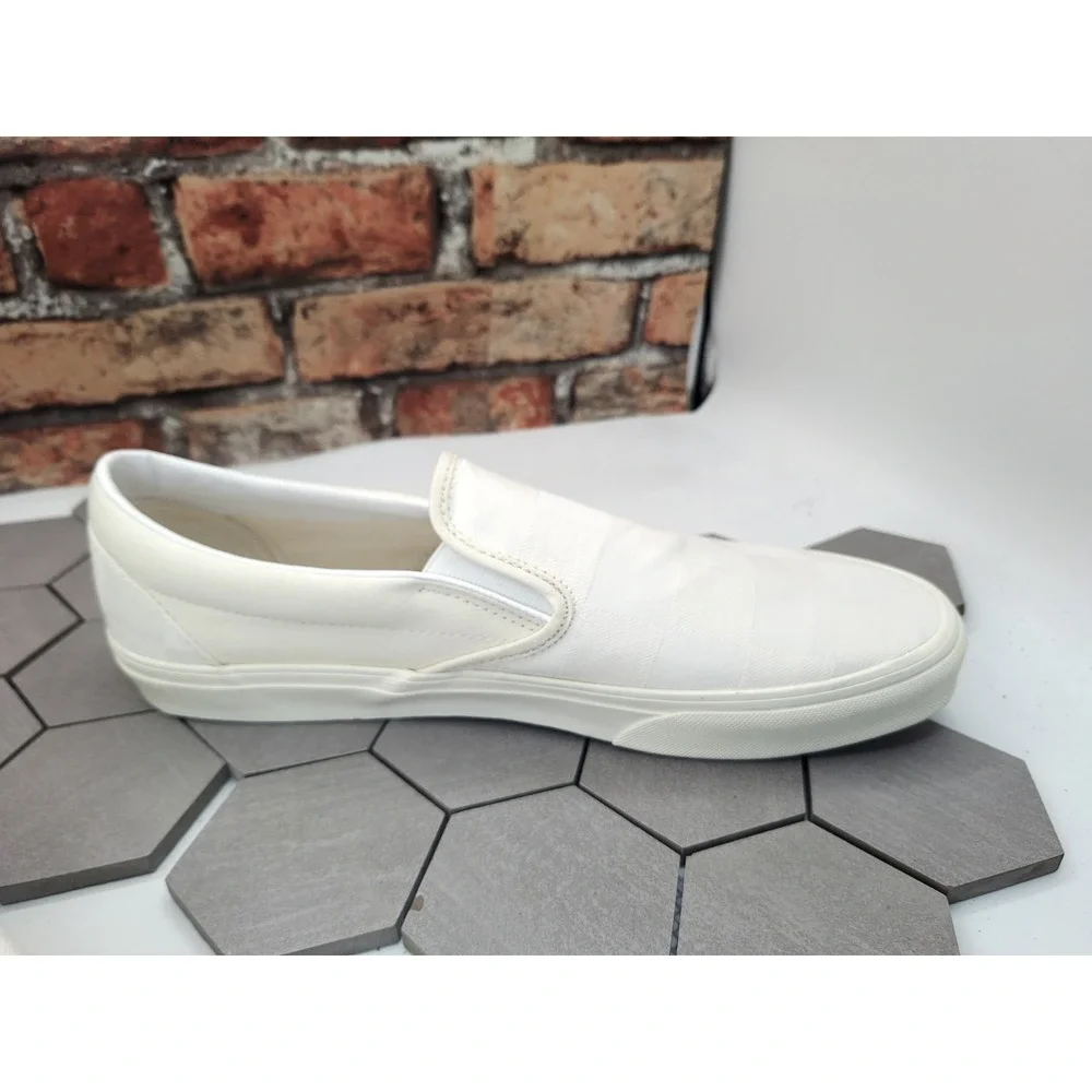 Vans Classic Slip-On Mono Checkerboard White Men's Size 10.5 NWOB‎ Low Top 2025
